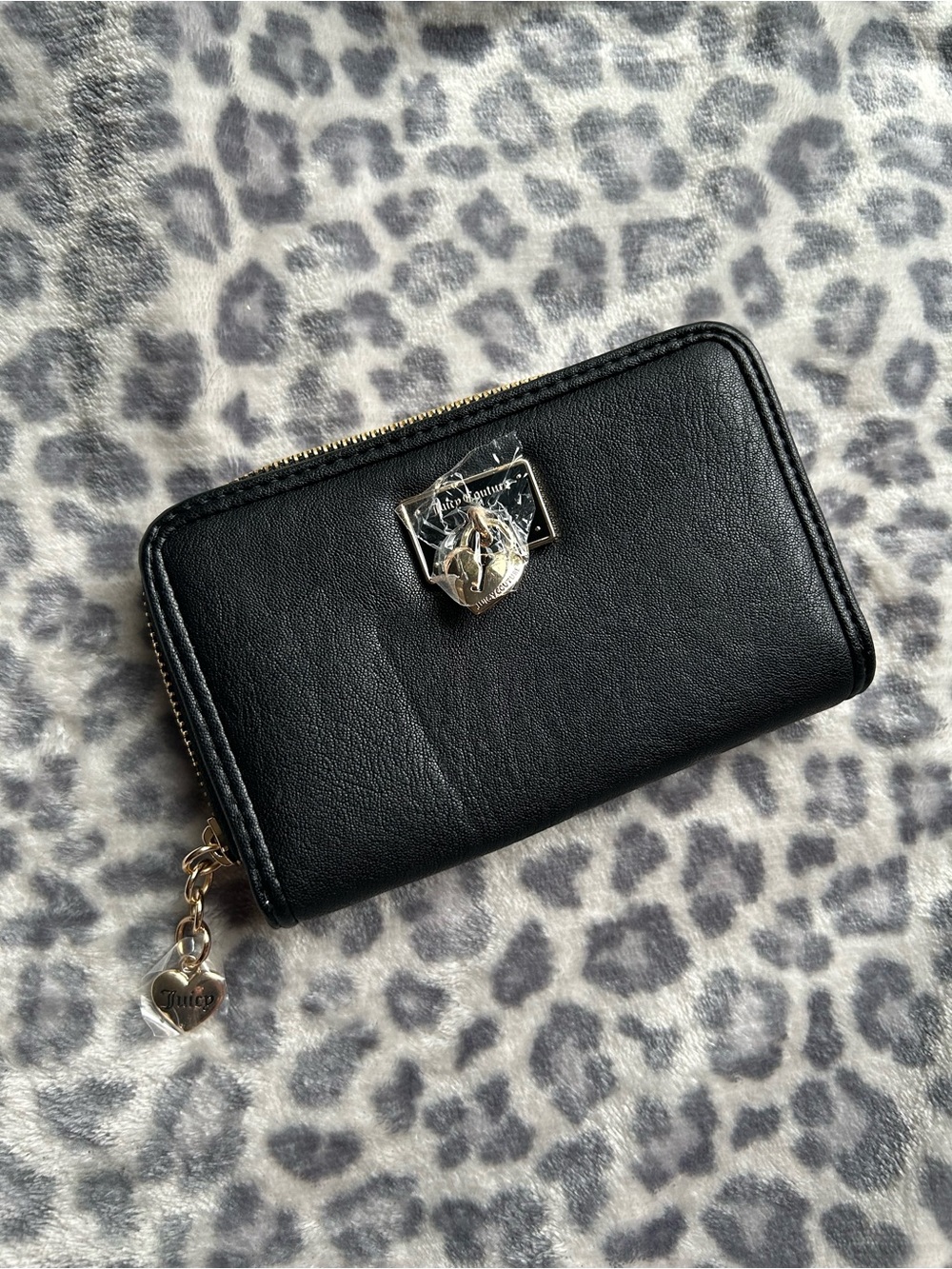Juicy Couture Heart Locket Lock Black Bifold Wallet